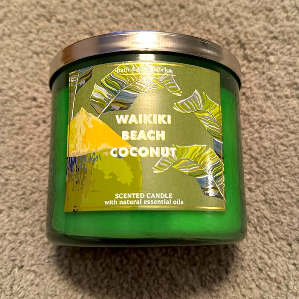 Bath & Body Works Waikiki Beach Coconut 3-Wick Candle, NEW IN BOX